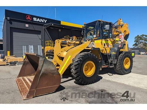 caption 2006 KOMATSU WA320-5H | 8600Hrs | FOR SALE